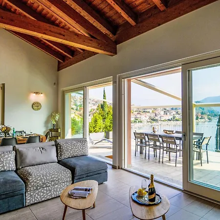 Apartament The View 2 By Interhome Isola Comacina